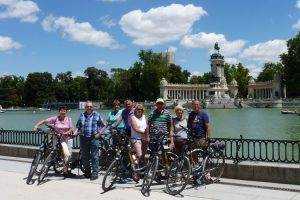 Descubre los monumentos, parques, lugares y mercados emblemáticos en bici ➜ Rutas guiadas