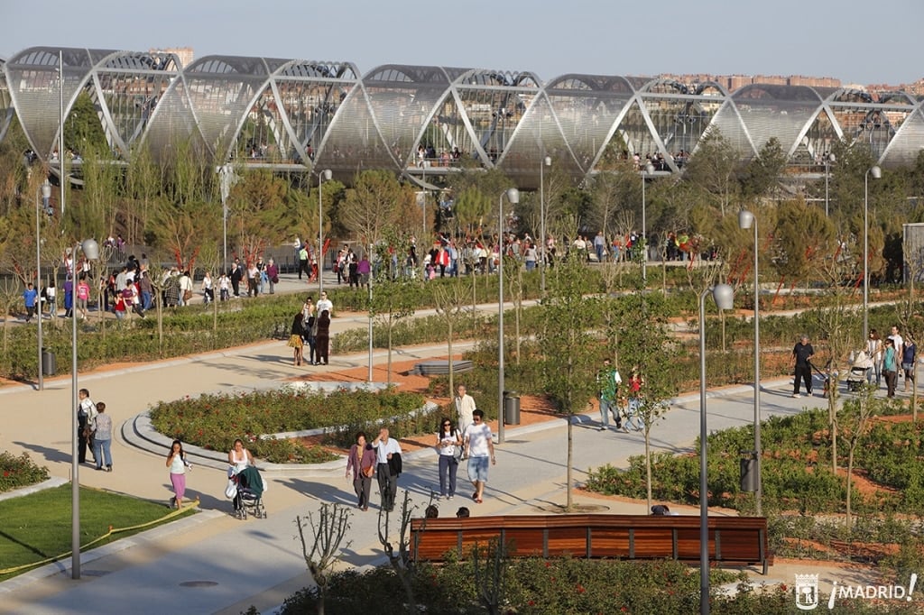 Madrid Río Park på cykel