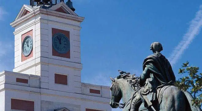 Puerta del Sol Madrid - Descubra los lugares más hermosos de Madrid en bicicleta