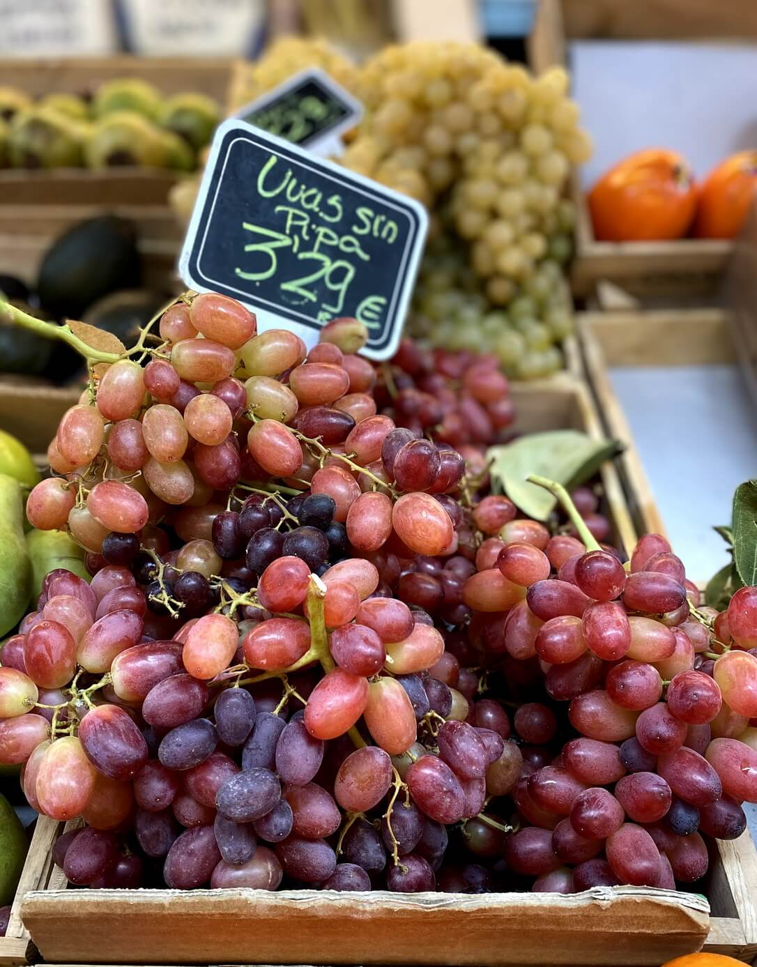 new-year-in-spain-twelve-lucky-grapes-trixi-bike-rental-tours
